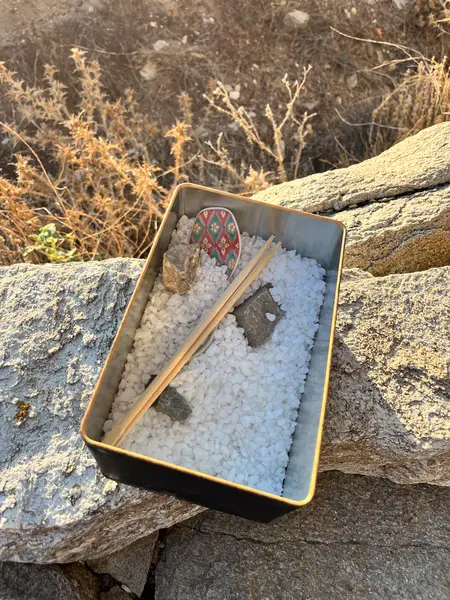 Antidote Box