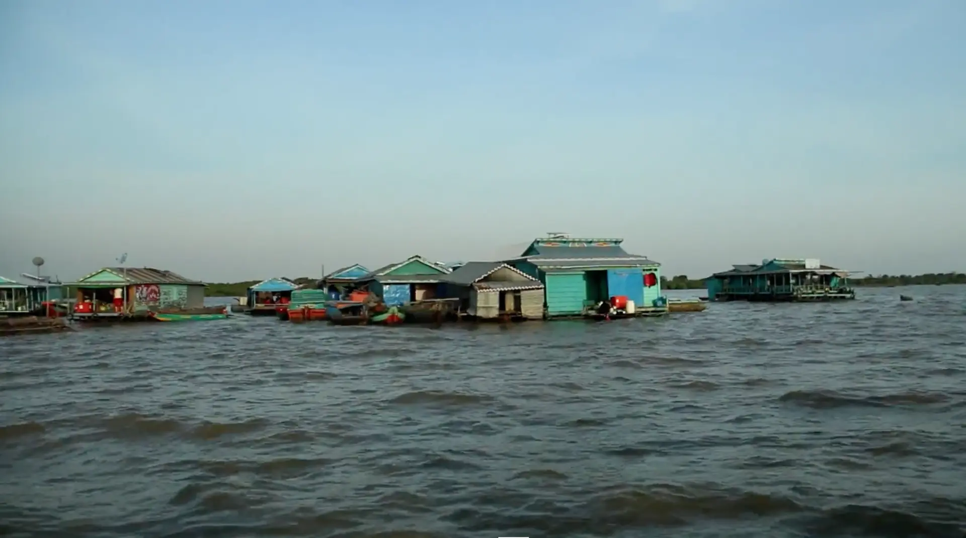 Kompong Khleang Floating Village