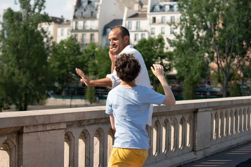 So long, Paris! 7